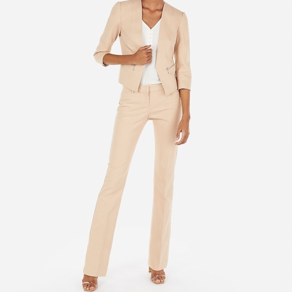 Express Mid Rise Barely Boot Curve Pant